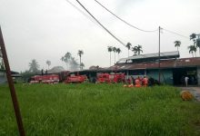 Photo of Pabrik Karet di Namorambe Terbakar