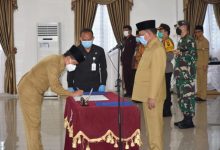 Photo of Bupati H Ashari Tambunan Nonaktifkan Kadis Perindag Deli Serdang