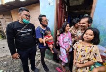 Photo of Kabaharkam Polri Bantu Keluarga Pengamen Buta 