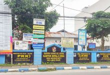 Photo of Pacar Minta Uang, WAB Bongkar Kantor Desa Bakaran Batu