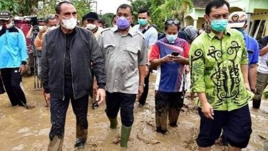 Photo of Gubsu dan Bupati Deli Serdang Kunjungi Komplek Flamboyan Tanjung Selamat