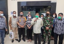 Photo of Faktor Usia Bupati dan Wabup Deli Serdang Gagal Disuntik Sinovac