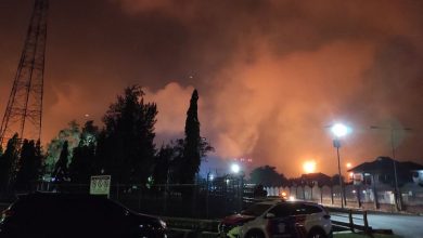 Photo of Kilang Balongan terbakar, Pertamina upayakan pemadaman dan evakuasi warga