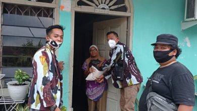 Photo of PAC IPK Kisaran Timur Beri Paket Sembako kepada Warga Terdampak Covid-19