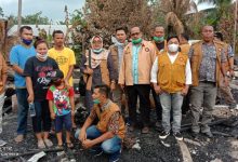 Photo of SP-Bun Bersama Managemen PTPN III Distrik Asahan Berikan Tali Asih Kepada Karyawan Korban Kebakaran