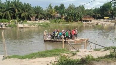 Photo of Jembatan Diperbaiki Warga Diharuskan Bayar Setiap Melintas
