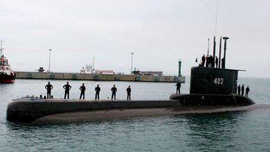 Photo of Setelah Pencarian 72 Jam, KRI Nanggala-402 Dinyatakan Tenggelam, Sejumlah Barang Ditemukan