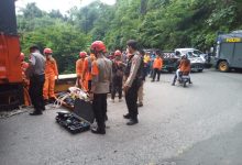 Photo of Cari Keberadaan Herlanda Gurning,Tim SAR Gabungan Sisir Arus Sungai Lau Biang
