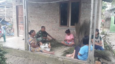 Photo of Satgas TMMD Ungkap Prospek Bisnis Batang Lidi Sawit ke Warga Bangun Purba