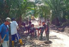 Photo of Sasaran Fisik Pemadatan Jalan dalam TMMD ke 111 Kodim 0204/DS terus dikerjakan Satgas TMMD bersama masyarakat