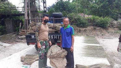 Photo of Satgas TMMD Kodim 0204/DS Beri Masukan Agar Warga Bisa Kembangkan Usaha Pelepah Sawit