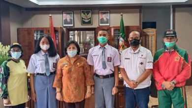 Photo of Lolos Seleksi Paskibraka, Bupati Karo Lepas Siswa SMAN 1 Kabanjahe