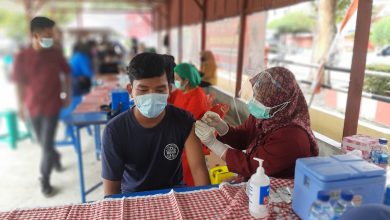 Photo of Gebyar Kemerdekaan RI Ke 76, Polsek Galang Bersama Balit Perkebunan Sei Putih Gelar Vaksinasi Dosis Pertama
