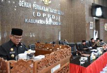 Photo of Wabup Deli Serdang Sampaikan Jawaban Pandangan Umum Fraksi DPRD Terhadap P-APBD 2021