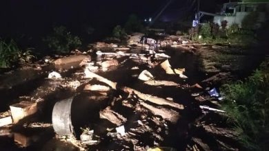 Photo of Diterjang Banjir Lahar Dingin,Jalur Kutabuluh -Kabanjahe Putus