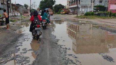 Photo of Kasihan, Pak Pairun Terjatuh dari Sepeda Motor Didepan SPBU Galang Kota