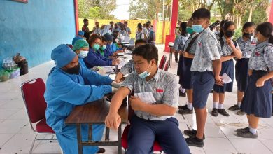 Photo of Bupati Karo: Seluruh Pelajar Harus Divaaksin Dan Harapan Kita Agar Siswa Bisa Tatap Muka