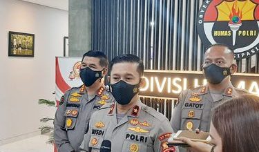Photo of Ramai Tagar #PercumaLaporPolisi, Polri: Seluruh Proses di Kepolisian Berdasarkan Alat Bukti