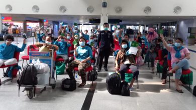 Photo of 80 Orang Pekerja Serabutan Dipulangkan dari Malaysia