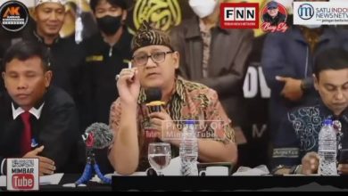 Photo of Mahasiswa dan Masyarakat Tuntut Edy Mulyadi Minta Maaf Secara Terbuka Akibat Pernyataannya