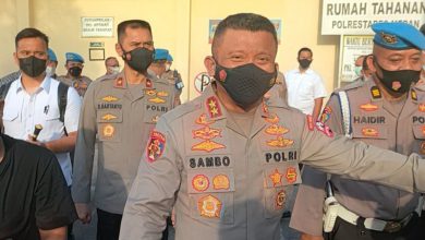 Photo of Kadiv Propam Polri Periksa Sejumlah Ruangan di Polrestabes Medan, Irjen Ferdy Sambo: Benahi Sistem yang Menyimpang