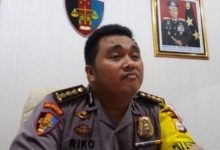 Photo of Diduga Terima Suap Dari Istri Bandar Narkoba,Kombes Pol Riko Sunarko di Non-aktifkan