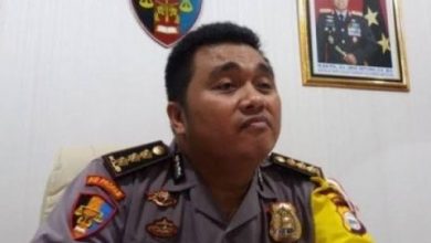 Photo of Diduga Terima Suap Dari Istri Bandar Narkoba,Kombes Pol Riko Sunarko di Non-aktifkan