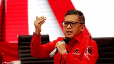 Photo of Ganjar Pranowo Memang Punya Elektabilitas Selangit tapi Sekjen PDIP Bilang Modal Itu Saja Tak Cukup
