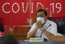 Photo of LBP Berharap Lansia Tidak Keluar Rumah 1 Bulan Kedepan