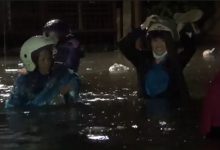 Photo of 14 Kelurahan yang Tersebar di 9 Kecamatan Kota Medan Terendam Banjir