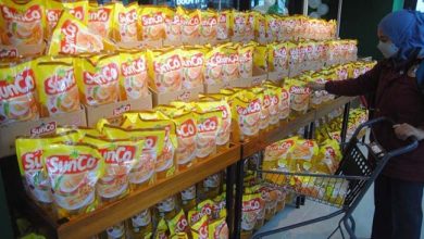 Photo of Mahalnya Harga Migor Bikin Emak-emak Menjerit, Berikut Harga Terbaru Minyak Goreng Dari Berbagai Merek