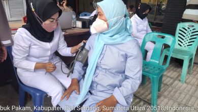 Photo of Polresta Deli Serdang Berikan Edukasi dan Vaksinasi Massal