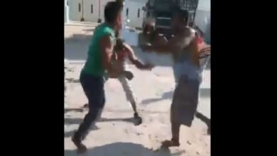 Photo of 3 Calo Kapal di Pelabuhan Tanjung Tiram Saling Hantam Gara gara Rebutan Penumpang