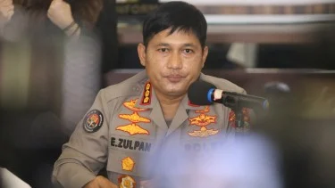 Photo of Polisi Tidak Banyak Bicara Terkait Kasus Ade Armando yang Jadi Tersangka