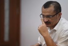 Photo of Ferdinand Hutahaean di Vonis 5 Bulan Penjara, Kuasa Hukum: Terlalu Berat