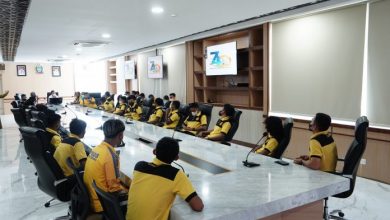Photo of Dukung Prestasi PSDS, Wagubsu Beri Semangat Tim Traktor Kuning