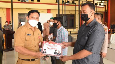 Photo of Penyaluran Bantuan Tunai Pedagang Kaki Lima,  Warung dan Nelayan di Deli Serdang