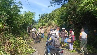 Photo of Jalan Karo-Langkat Putus Ditimpa Longsor Dan Kayu