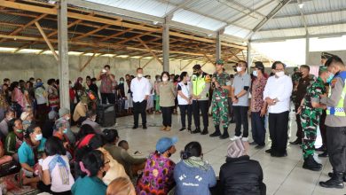 Photo of Bupati Karo Bersama Forkopimda Adakan Baksos di Desa Pertibi Lama dan Pertibi Tembe