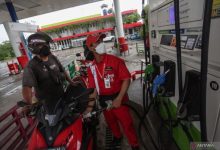 Photo of Kelangkaan BBM di Beberapa SPBU, Pertamina Akui Telah Pulihkan Stok BBM Subsidi ke SPBU