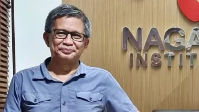 Photo of BEM Nusantara Temui Wiranto di Istana, Rocky Gerung: BEM BLT (Bantuan Langsung Tunai)