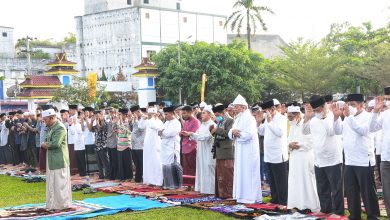 Photo of Pemkab Deli Serdang Selenggarakan Sholat Idul Fitri 1443 H dengan Penerapan Prokes
