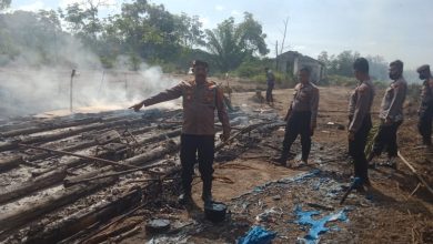 Photo of Dua Base Camp PT SSL Dibakar, Kapolres Palas Langsung Turunkan Personil Padamkan Api