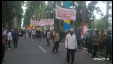 Photo of Demo ke Kantor Bupati Deliserdang, Ratusan Karyawan dan Pensiunan PT Mara Jaya di Bangun Purba Tuntut Hak Mereka