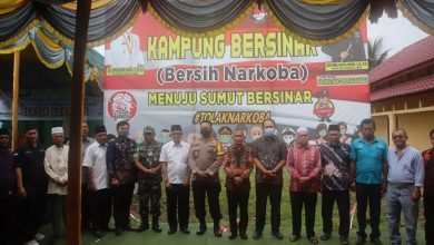 Photo of Lingkungan II Pasar Sibuhuan Jadi Kampung Bersinar Diresmikan Sekda Palas