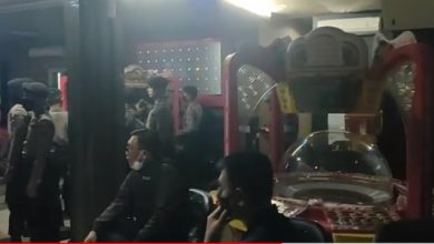 Photo of Kapolda Sumut Pimpin Langsung Penggrebekan Markas Judi di Medan