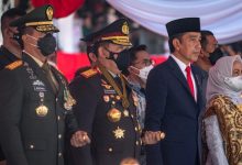 Photo of Pantau Pembangunan Infrastruktur, Presiden Jokowi Bertolak dari Medan ke Nias