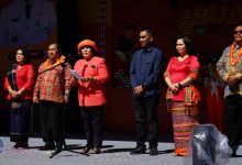 Photo of Bupati Serta Wakil Bupati Karo Tutup Acara Festival Bunga dan Buah, Pengunjung Membludak