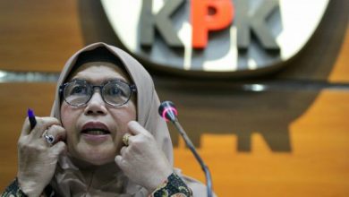 Photo of Agar Lolos dari Sidang Kode Etik, Lili P Siregar Disebut Ingin Suap Dewas KPK