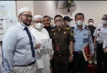 Photo of Warga Dipersilahkan Sambut Habib Rizieq di Megamendung, Camat Minta Lakukan Dengan Tertib